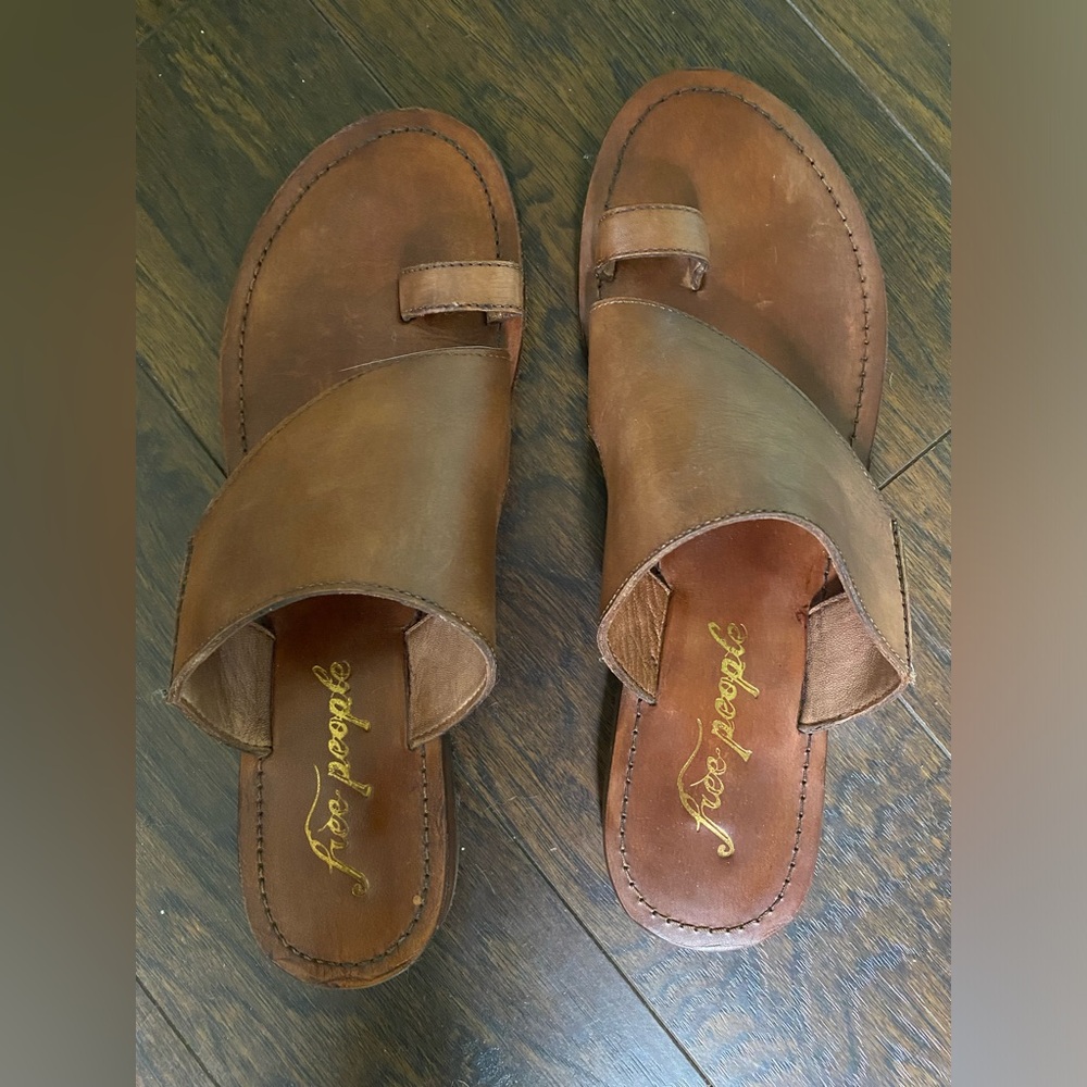 Free People Sant Antoni Slide. Size 10/40.